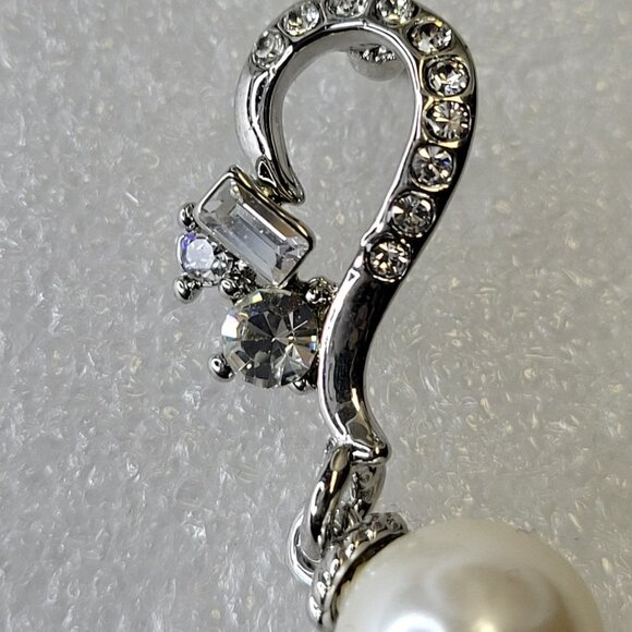 Pearl Drop Earring with Crystals - Picture 2 of 12